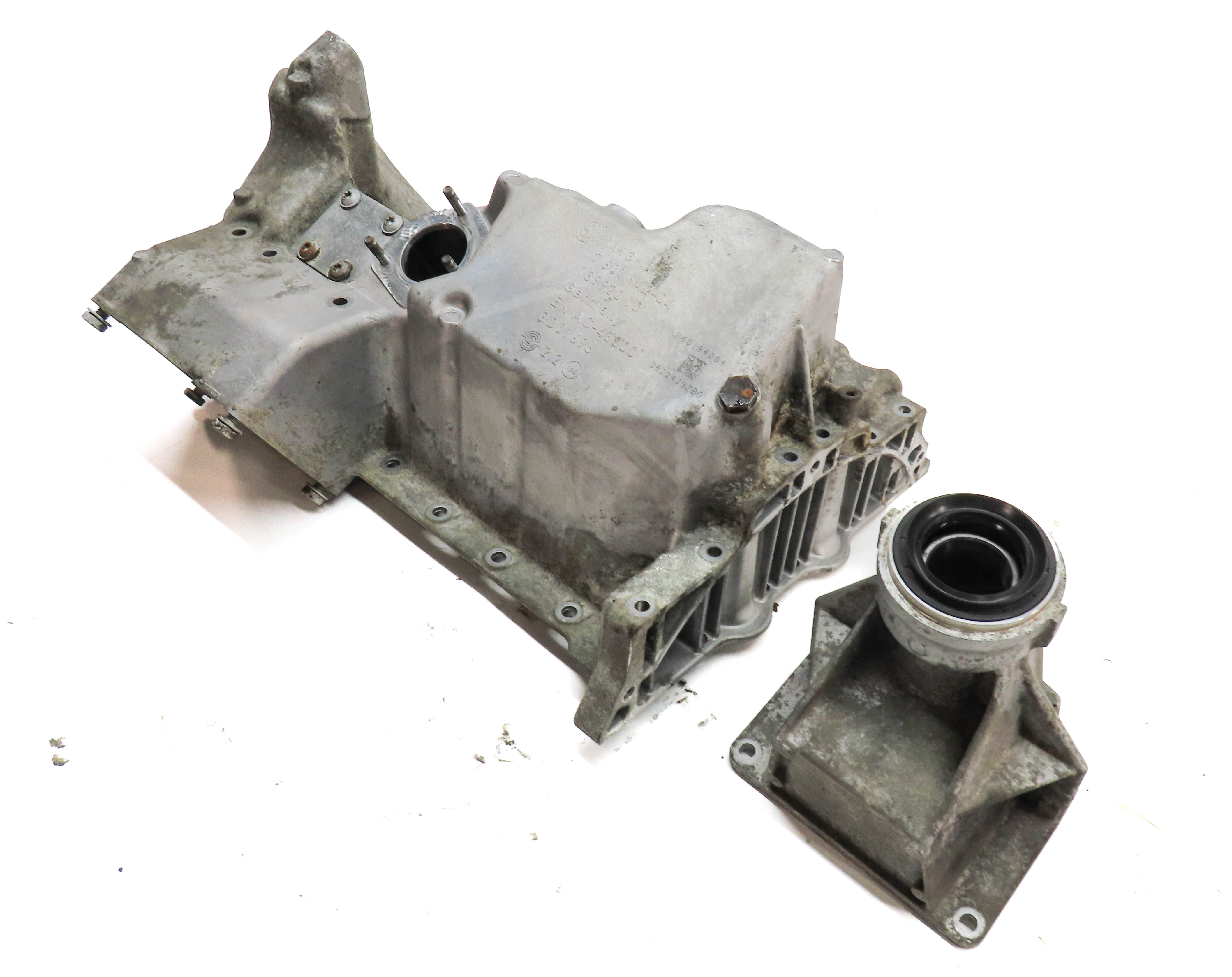 14-18 BMW 228i 320i 328i 428i X3 X4 (F22 F25 F26 F30 F32) AWD 2.0L TURBO OIL PAN — exact item pictured